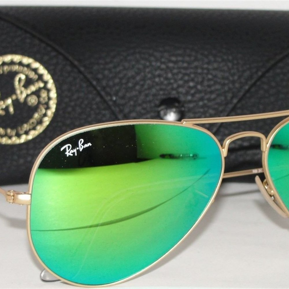 Ray Ban RB3025 112-19 Green Mirror Aviator glasses